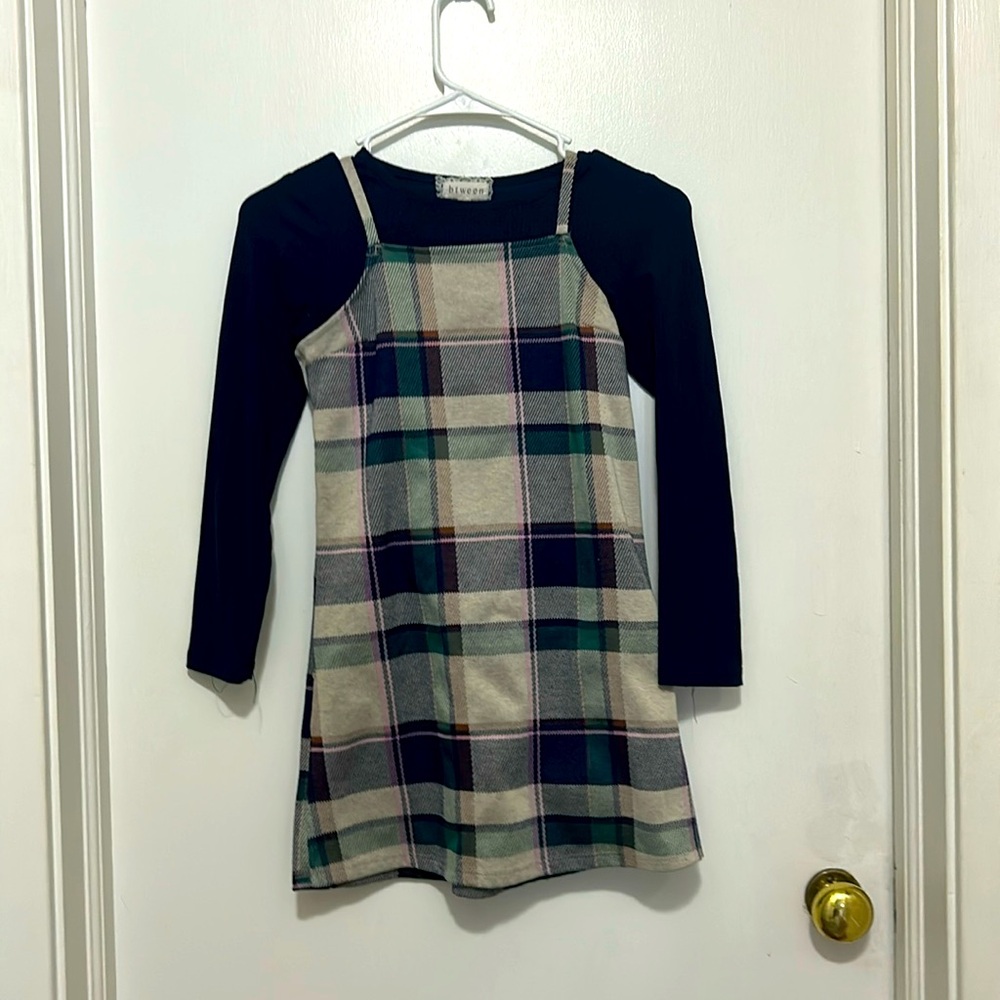Between girls dress